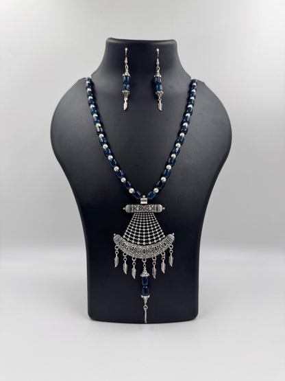 Silver Plated Oxidized Pendant with Beaded Necklace Set